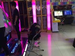 -星悦蓝海欢乐园(石路天虹店)
