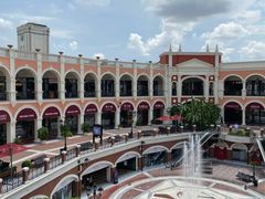 -佛罗伦萨小镇广佛名品奥特莱斯(疏港路店)