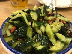 拍黄瓜-巴依兄弟西域美食(机场店)