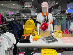 -唯品会(北京国瑞城店)