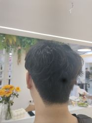 -V7 HAIR SALON