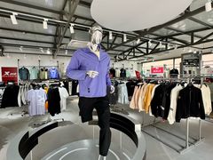 -王府井奥莱棋盘山小镇