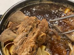 -运气牛自助酱大骨火锅(南京东路店)