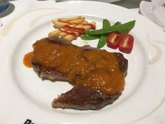 -爱丽丝牛排西餐厅(光谷步行街店)