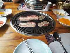 -唯成•韩国炭火烤肉 유성고기