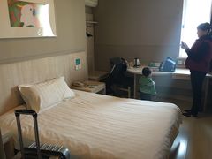 -锦江之星(西安大雁塔小寨地铁站店)