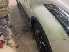 -鲨鱼皮汽车凹陷玻璃修复(静安店)