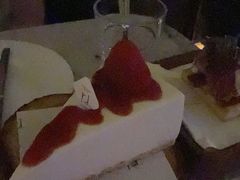 -TOT BISTRO餐酒馆