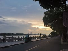 -沪上阿姨·精选茶饮(步步高新天地店)