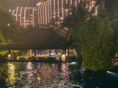 -三亚湾海居铂尔曼度假酒店