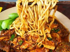 -方铲铲·成都板凳面(滨江银泰店)