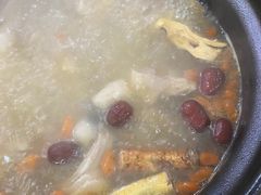 -濠轩阁特色生蚝火锅(水湾路店)
