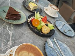 -Hi City·城市之巅