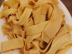 -胡须佬鸡煲四季火锅店(石厦西村直营店)