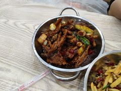 -江城燕子大排档(江汉路步行街店)