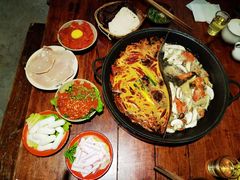 -四小区火锅·巷子里的重庆火锅(花照壁店)