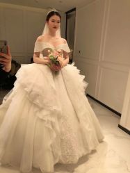 点击看大图 -GRACE KELLY婚纱与礼服(北京店)
