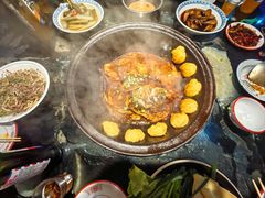 -鱼窝棚柴火铁锅炖(富山屯店)