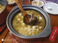 -周鱼小馆石锅酸菜鱼(活力汇店)