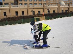 -蓟洲国际滑雪场