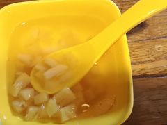 菠萝马蹄糖水-七七家的糖水店(南湾街1号店)