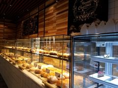 面包甜点陈列柜-野上麦田(中贸广场店)