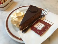 -Cafe Sacher(WIEN)