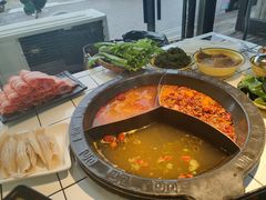 -巴卤社老火锅(四平店)