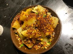 -巴四老城区炭火蛙锅(张江店)