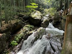 -藏龙百瀑风景区