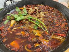 -鸿顺老铁锅美蛙鱼府(解放碑店)