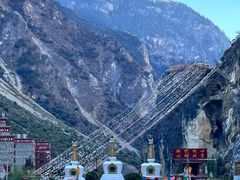 -香格里拉大峡谷巴拉格宗国家级风景名胜区丽江中旅旅游质量服务点