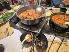 -刘姐啤酒鱼民族演艺餐厅(西街总店)