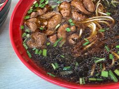 -小龙大肉面馆