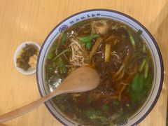 -镇南锅盖面馆(解放路店)