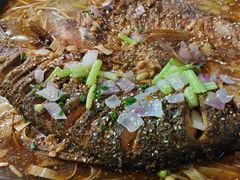 -郑记•不夜城烧烤•龙虾•虾蟹(黄鹤楼店)