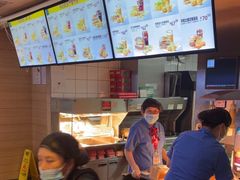 -麦当劳(西客站店)