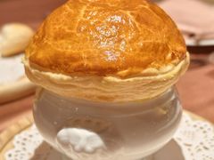酥皮奶油蘑菇汤-卡本妮法餐厅·北京和平宾馆