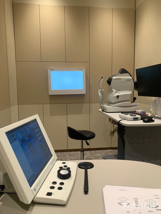 LensCrafters亮视点·OAKLEY精选(静安嘉里中心店)图片