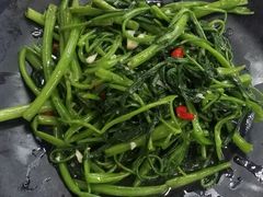 -小辣妹川味海鲜加工店(第一市场椰风巷店)