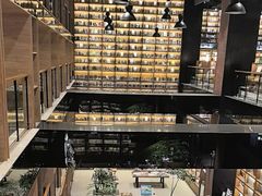 -半山书局(新世纪商城店)