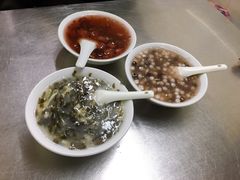 辣汤-芳婆糕团店(王府大街店)