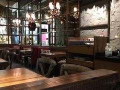 -玛格萝妮(汇智国际商业中心店)
