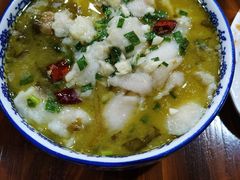 酸菜鱼-天天锅贴王(迎凤街店)