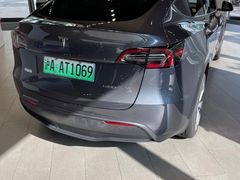 -TESLA 特斯拉(上海太古汇体验店)