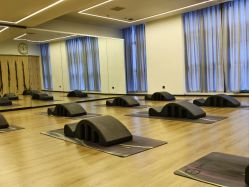 -恩舍瑜伽普拉提