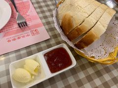 -华梅西餐厅(哈尔滨中央大街店)