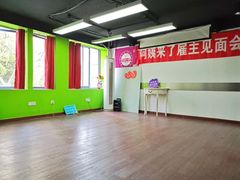 -阿姨来了月嫂服务中心(徐汇店)