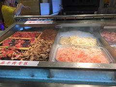 -成都你六姐·牛肉冒菜(城市集市合生汇店)