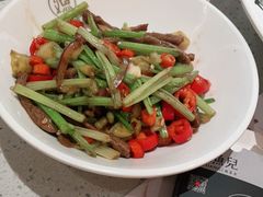-江渔儿酸菜鱼(曜一城店)